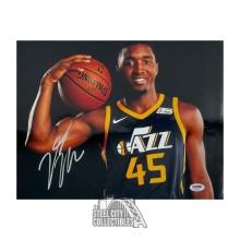 Donovan Mitchell Autographed Utah 11x14 Basketball Photo - PSA/DNA (Black Background)