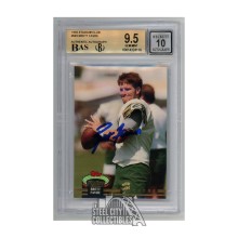Brett Favre 1992 Topps Stadium Club Autograph Card #683 BGS 9.5 BAS 10