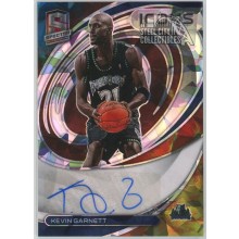 Kevin Garnett 2021-22 Panini Spectra Icons Astral Prizm Auto Card #IA-KVG 20/25