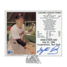 Gaylord Perry Autographed San Francisco Giants 8x10 Baseball Photo - BAS (Stats)