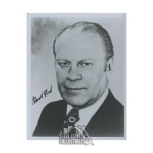 Gerald Ford Autographed 8x10 Photo - BAS LOA A18544