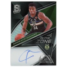 Giannis Antetokounmpo 2019-20 Panini Spectra In The Zone Autograph Card #IZ-GAN 14/15