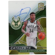 Giannis Antetokounmpo 2019-20 Panini Spectra Catalysts Gold Autograph Card #CT-GAN 06/10