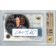 Wayne Gretzky 2003-04 Upper Deck Trilogy Scripts All-Star Autograph Card #S3-GR BGS 9.5 AUTO 10