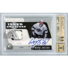Wayne Gretzky 2006-07 Upper Deck SP Game Used Inked Sweaters Autograph Card #IS-WG 15/25 BGS 9.5