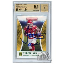 Tyreek Hill 2016 Panini Rookies & Stars Green Autograph "Cheetah" Rookie Card #240 BGS 9.5 BAS 9