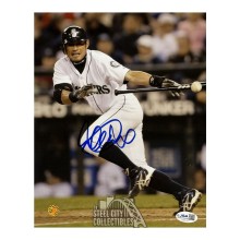 Ichiro Suzuki Autographed Seattle Mariners 8x10 Photo - JSA (Bunting)