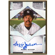 Reggie Jackson 2019 Topps Transcendent Autograph Card #TCA-RJA 1/1
