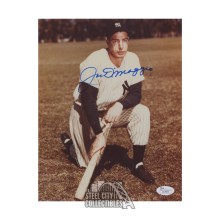 Joe DiMaggio Autographed New York Yankees 8x10 Baseball Photo - JSA LOA (Kneeling)