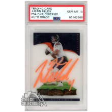 Justin Fields 2021 Panini Chronicles Stars & Stripes Magnitude Autograph Rookie Card #MAG-8 PSA/DNA 10 (Orange)