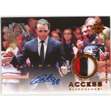 Patrick Kane 2019-20 Upper Deck Ultimate Access Patch Autograph Card #UAA-PK 11/25