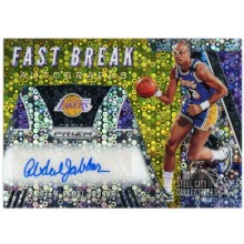 Kareem Abdul-Jabbar 2019-20 Panini Prizm Fast Break Gold Prizm Auto Card 05/10