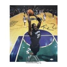 Kevin Garnett Autographed Minnesota Timberwolves 16x20 Basketball Photo - JSA (Dunk)