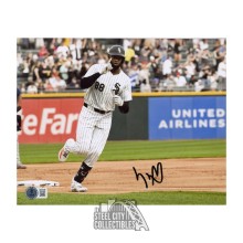Luis Robert Autographed Chicago 8x10 Baseball Photo - BAS