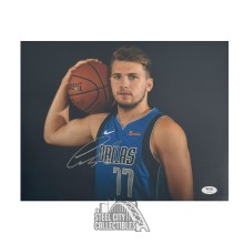 Luka Doncic Autographed Dallas Mavericks 11x14 Basketball Photo - PSA/DNA (Black Background)
