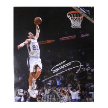 Manu Ginobli Autographed San Antonio 16x20 Basketball Photo - BAS
