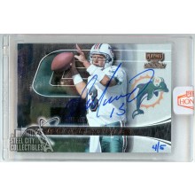 Dan Marino 2020 Panini Honors 2000 Momentum Generations Autograph Card #GN-13 4/5