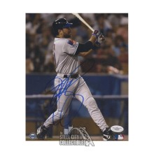 Mike Piazza Autographed New York Mets 8x10 Baseball Photo - JSA (Follow Through)
