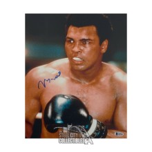 Muhammad Ali Autographed 11x14 Boxing Photo - BAS LOA