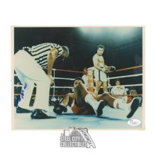 Muhammad Ali Autographed 8x10 Boxing Photo - JSA LOA (Rumble In The Jungle)