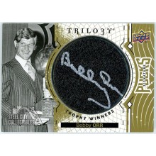 Bobby Orr 2019-20 Upper Deck Trilogy Trophy Winners Puck Signature Auto Card