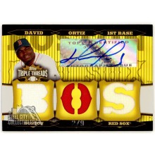 David Ortiz 2006 Topps Triple Threads Gold Triple Patch Auto Card #TTRA-31 2/9