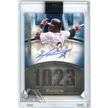 David Ortiz 2021 Topps Luminaries Hit Kings Blue Auto Card #HK-DO 2/5