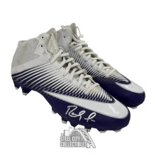 Randy Moss Autographed Nike VPR Speed Football Cleats - BAS