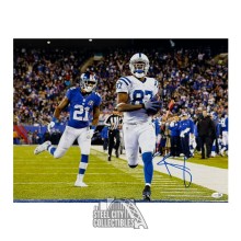 Reggie Wayne Autographed Indianapolis Colts 16x20 Football Photo - JSA (Running)