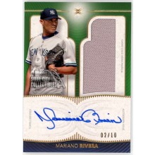 Mariano Rivera 2021 Topps Definitive Green Jersey Autograph Card #DARC-MR 2/10