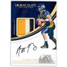 Aaron Rodgers 2017 Panini Immaculate Collegiate Blue Patch Autograph Card #2 07/10