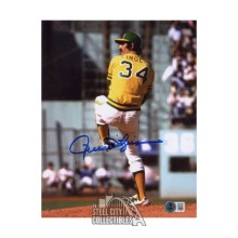 Rollie Fingers Autographed Oakland 8x10 Baseball Photo - BAS