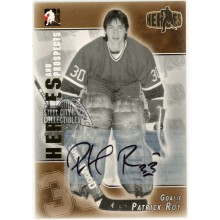 Patrick Roy 2004-05 In The Game Heroes & Prospects Autograph Card #A-PRO (Surface Dimple)