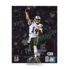 Sam Darnold Autographed New York 8x10 Football Photo - BAS (Green Ink)