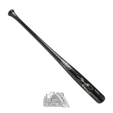 Sammy Sosa 609 HRs Autographed Louisville Slugger Black Baseball Bat - BAS