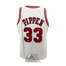 Scottie Pippen Autographed Chicago Bulls Mitchell & Ness 1997-98 White Basketball Jersey - BAS