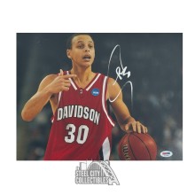 Stephen Curry Autographed Davidson 11x14 Basketball Photo - PSA/DNA (Silver Ink)