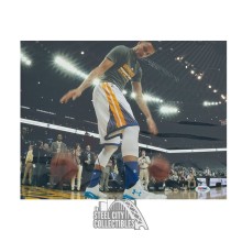 Stephen Curry Autographed Golden State Warriors 11x14 Basketball Photo - PSA/DNA (Dribbling Black Ink)