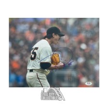 Tim Lincecum Autographed San Francisco Giants 11x14 Baseball Photo - PSA/DNA (Fist Pump)