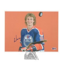 Wayne Gretzky Autographed Edmonton Oilers 8.5x11 Hockey Photo - BAS LOA (Orange Background)