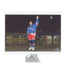 Wayne Gretzky Autographed New York Rangers 8.5x11 Hockey Photo - BAS LOA (Wave)