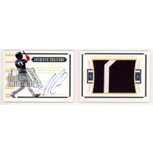 Ozzie Albies 2018 Panini National Treasures Autograph Patch Rookie Booklet Card 07/10