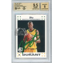 Kevin Durant 2007-08 Topps Autograph Rookie Card #2 BGS 9.5 BAS 8 (Green)