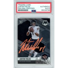 Justin Fields 2021 Panini Mosaic Autograph Rookie Card #304 PSA/DNA (Orange)