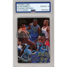 Kevin Garnett 1995-96 Flair Autograph Rookie Card #206 PSA/DNA 10 (Blue)