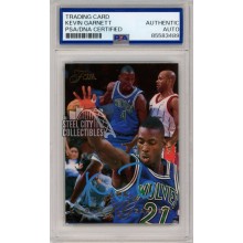 Kevin Garnett 1995-96 Flair Autograph Rookie Card #206  PSA/DNA (Blue)