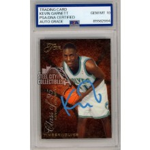 Kevin Garnett 1995-96 Flair Autograph Rookie Card #R-2 PSA/DNA 10 (Light Blue)