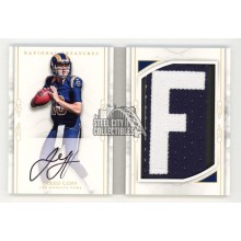 Jared Goff 2016 National Treasures Autograph Letter Patch Booklet Rookie Card #1 2/4