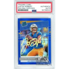 Justin Herbert 2020 Panini Optic Blue Hyper Autograph Rookie card #153 PSA/DNA (Yellow)