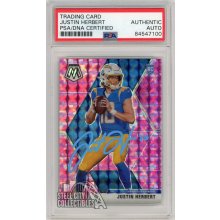 Justin Herbert 2020 Panini Mosaic Pink Autographed Rookie Card #204 - PSA/DNA